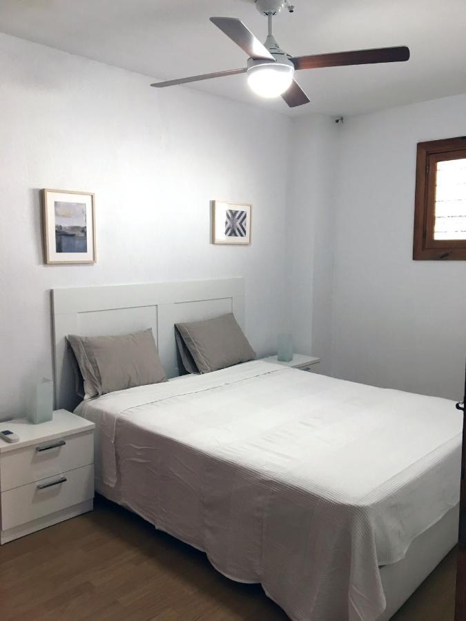 Apartamento Con Vistas Al Mar. Primera Linea De Playa. Aguadulce  Exterior foto