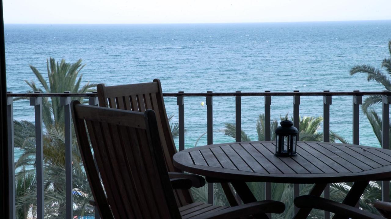 Apartamento Con Vistas Al Mar. Primera Linea De Playa. Aguadulce  Exterior foto